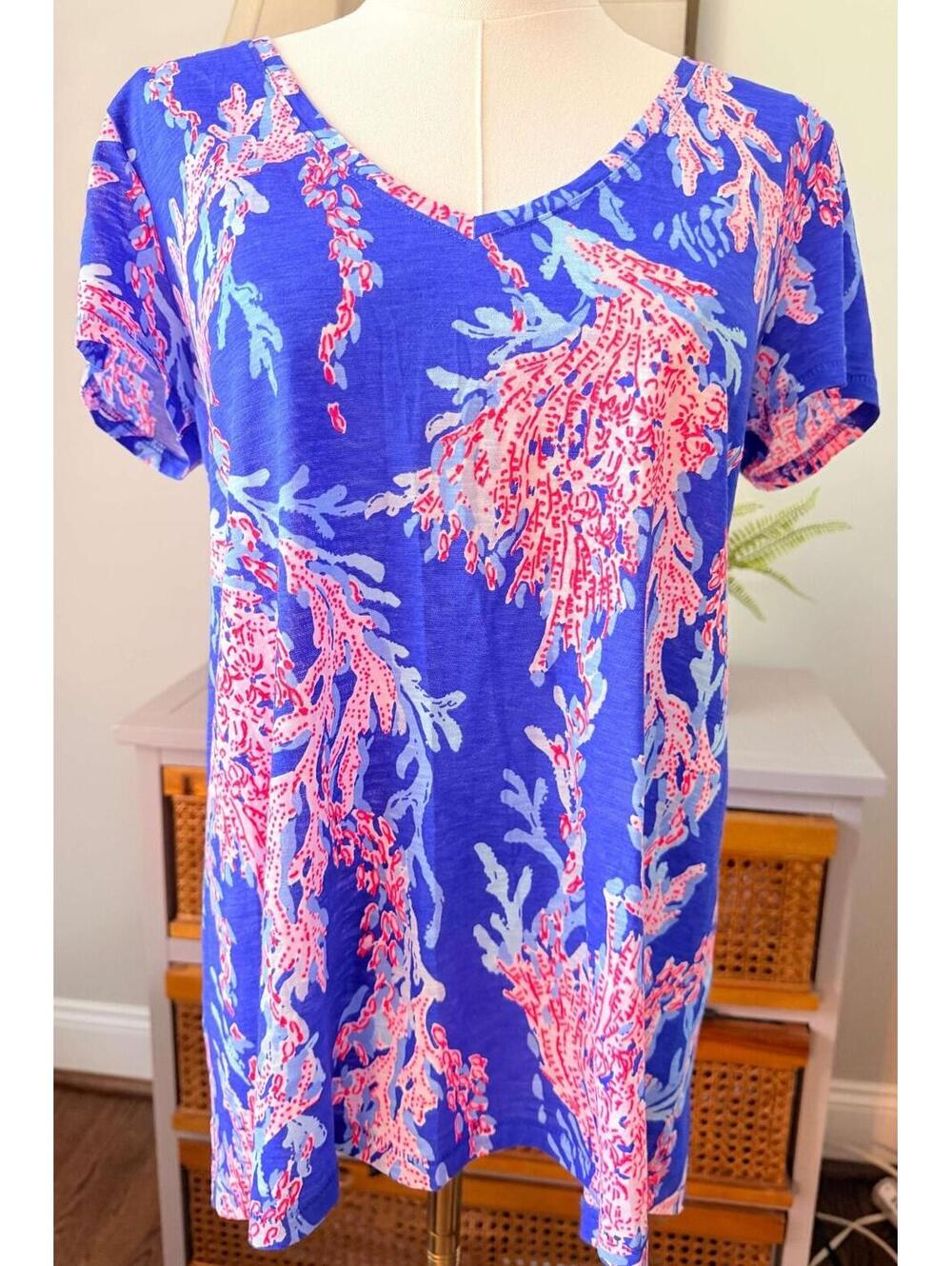 Lilly Pulitzer Etta V-Neck Top “Swim On Over” Women's Size Small PINK & BLUE